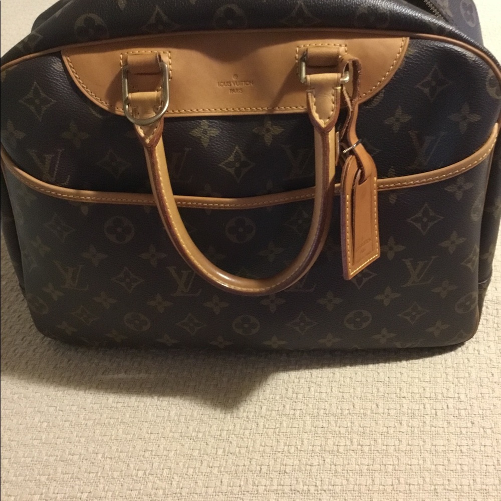 Louis Vuitton Deauville Satchel